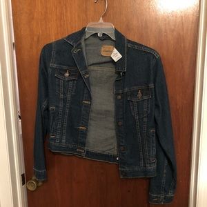 Levi's Jackets & Coats - Never worn denim jacket Levi's Jackets & Coats - Never worn denim jacket